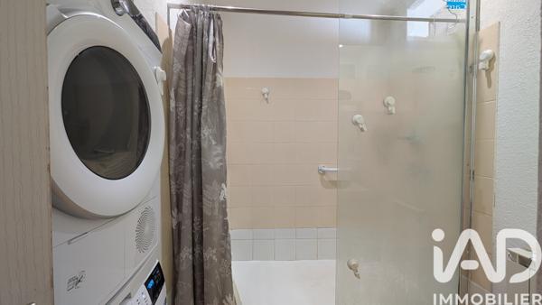 Appartement à vendre 4 pièces 81 m² Saint-Saturnin-lès-Avignon