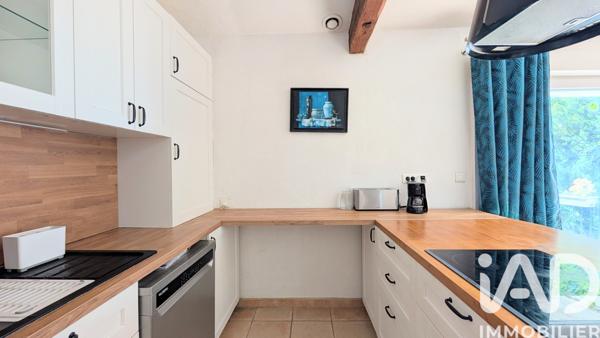 Appartement à vendre 4 pièces 81 m² Saint-Saturnin-lès-Avignon