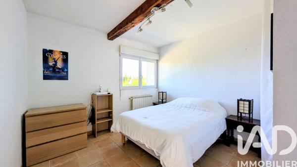 Appartement à vendre 4 pièces 81 m² Saint-Saturnin-lès-Avignon