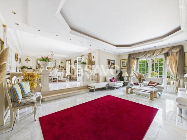 Vente Maison 8 pièces de 180m² - 95200 Sarcelles