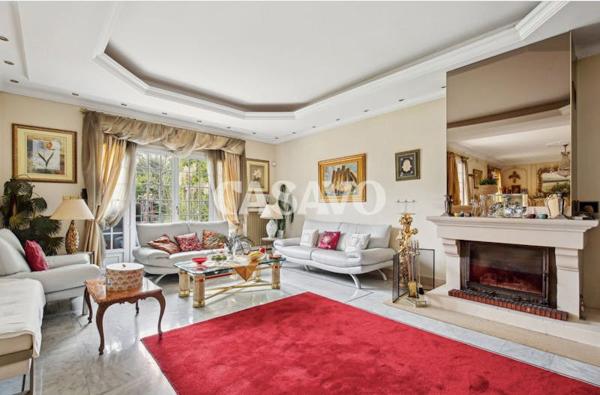 Vente Maison 8 pièces de 180m² - 95200 Sarcelles