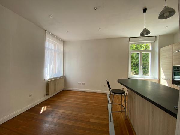 Appartement 3 pièces 49.27 m2
