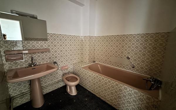 Appartement à vendre    4 pièces •  Tarbes