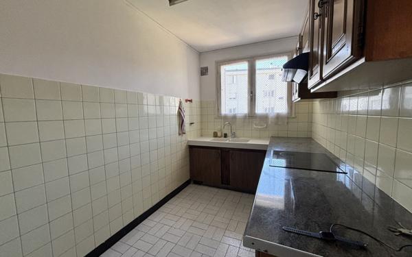 Appartement à vendre    4 pièces •  Tarbes