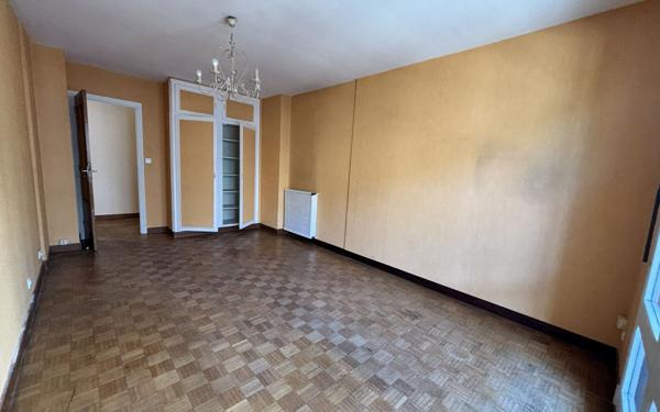 Appartement à vendre    4 pièces •  Tarbes