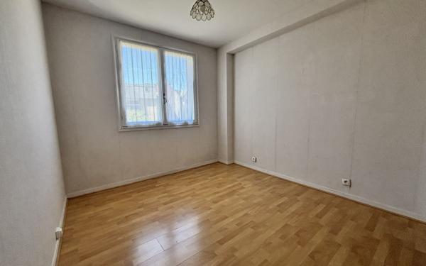 Appartement à vendre    4 pièces •  Tarbes