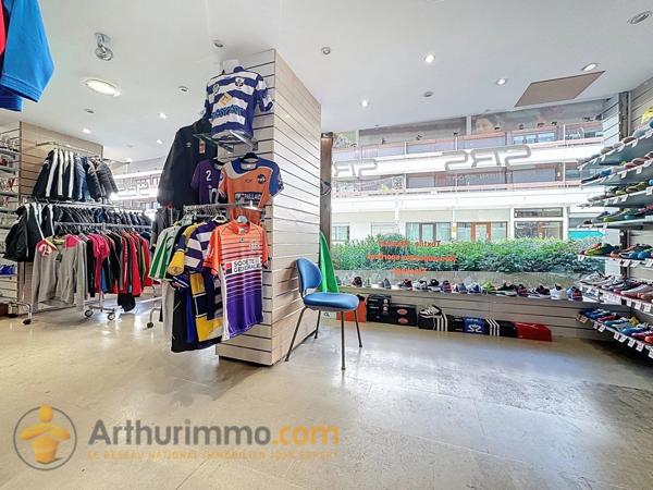 Vente Local commercial 3 pièces 195 m2 à Reims