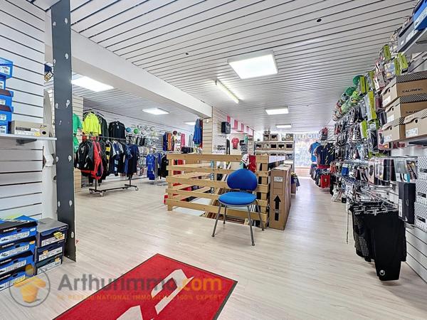 Vente Local commercial 3 pièces 195 m2 à Reims