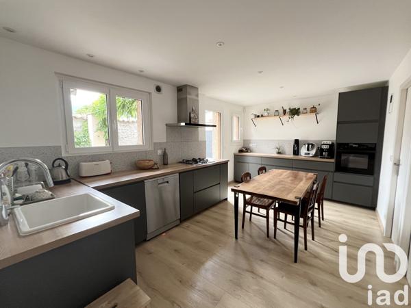 Maison traditionnelle 5 pièces de 137 m² à Échirolles (38130)