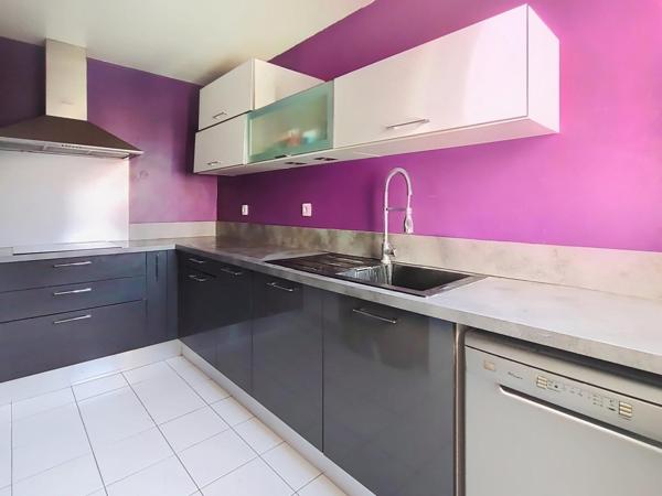 Appartement 4 pièces - dernier étage - Métro 14