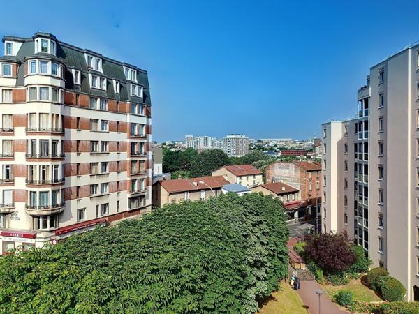 Appartement 4 pièces - dernier étage - Métro 14