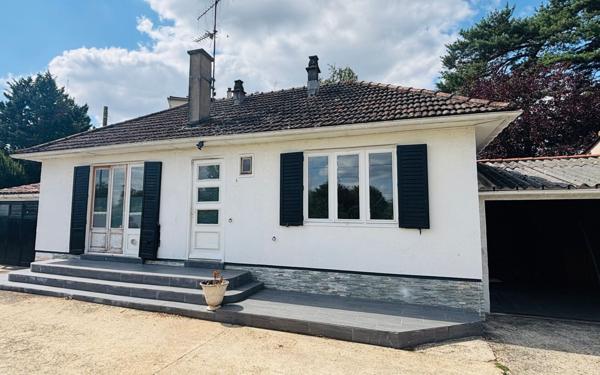 Maison à vendre    3 pièces • 69 m2 Poitiers