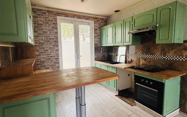 Maison à vendre    3 pièces • 69 m2 Poitiers