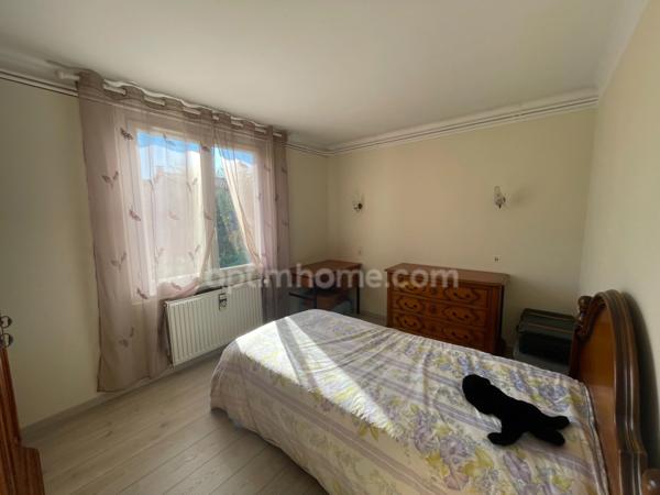 MAISON 5 PIECES MONDONVILLE