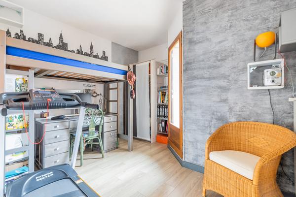 Maison Fresnes 6 pièce(s) 117.77 m2