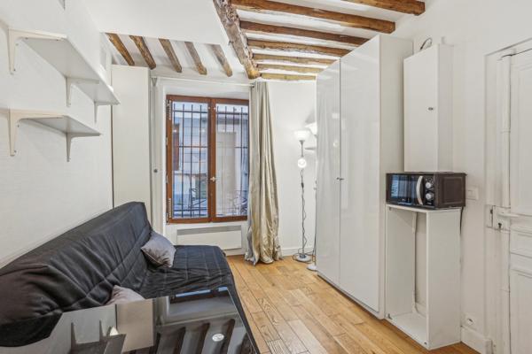 Studio de 12m² à Paris 20è