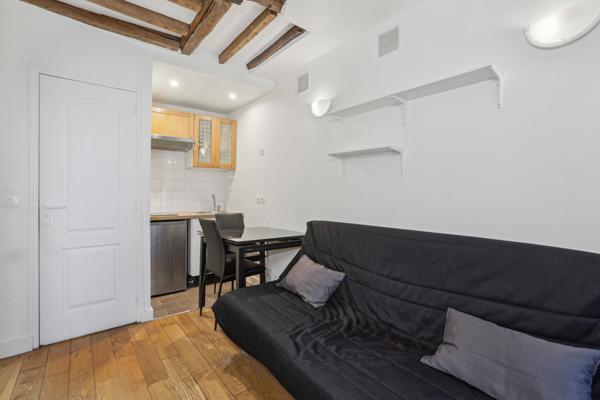 Studio de 12m² à Paris 20è