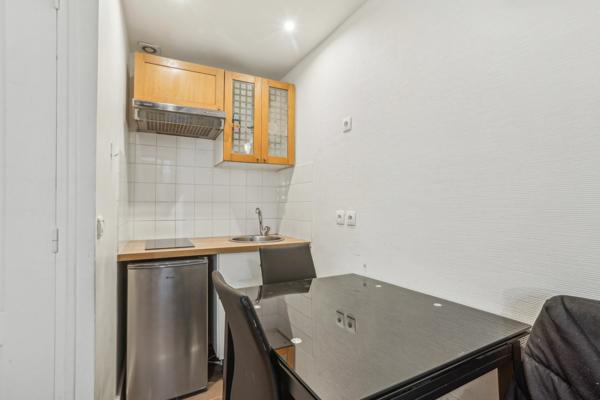 Studio de 12m² à Paris 20è