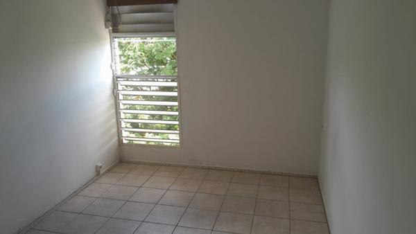 Appartement T4  avec box garage  proche toutes commodités