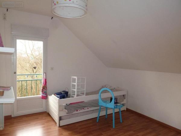 Maison à louer à La Chapelle-Rainsouin en Mayenne (53150), ref : 53004-L390