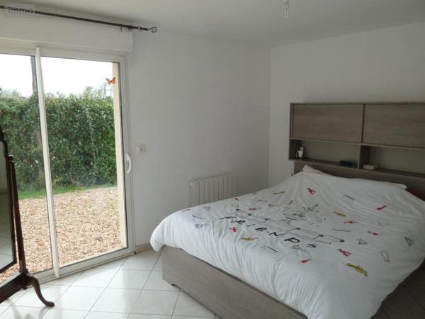 Maison à louer à La Chapelle-Rainsouin en Mayenne (53150), ref : 53004-L390