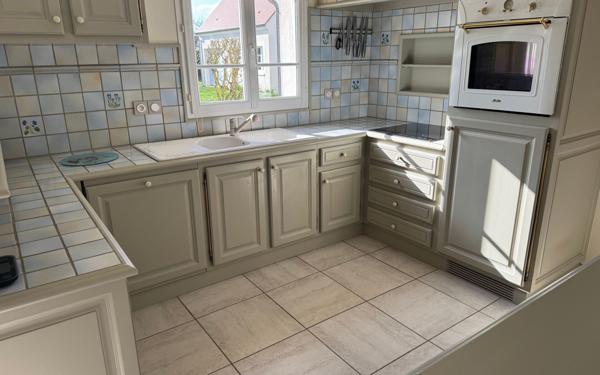 Maison à vendre    6 pièces • 250 m2 Ormes