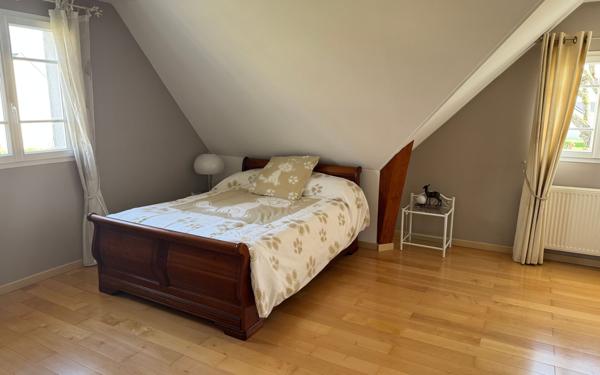 Maison à vendre    6 pièces • 250 m2 Ormes