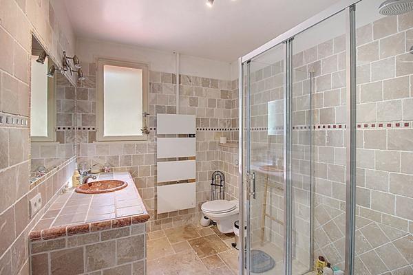 A VENDRE ! Villa Draguignan 7 pièces 160 m² sur un terrain de 5065 m² avec piscine