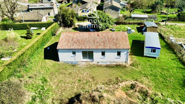 Maison
                                                                                                                                                                                                                                                                                                                        5 pièce(s)                                                                                                                                                                                                          4 chambre(s)                                                                                                                                                                                                          90  m²