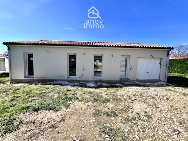 Maison
                                                                                                                                                                                                                                                                                                                        5 pièce(s)                                                                                                                                                                                                          4 chambre(s)                                                                                                                                                                                                          90  m²