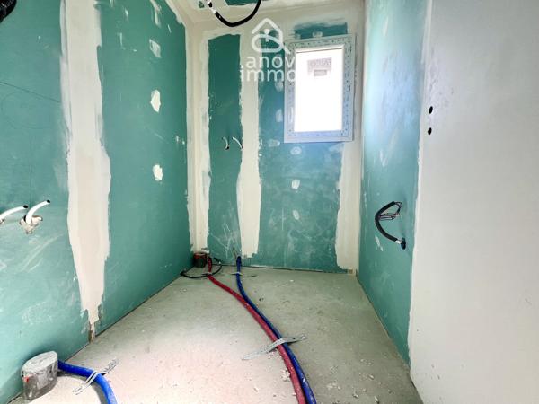 Maison
                                                                                                                                                                                                                                                                                                                        5 pièce(s)                                                                                                                                                                                                          4 chambre(s)                                                                                                                                                                                                          90  m²