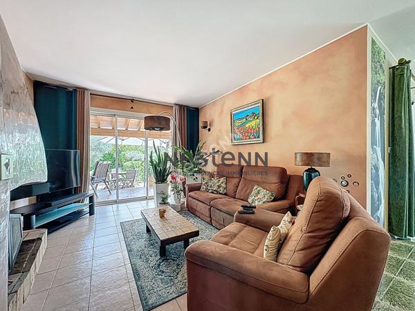 Maison Camaret-sur-aigues 6 pièce(s) d'environ 127m² habitables