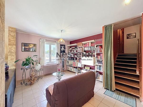 Maison Camaret-sur-aigues 6 pièce(s) d'environ 127m² habitables