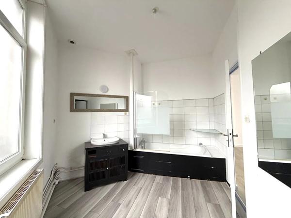 Immeuble à vendre 240m² Caudry (59540)