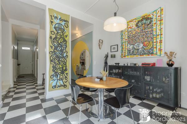 Bordeaux centre, Magnifique maison en pierre 163 m² avec jardin, piscine