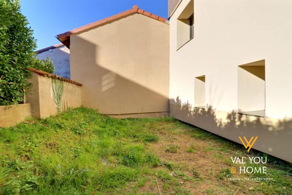 PLATEAU DE REZ DE JARDIN 79 M²