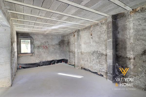 PLATEAU DE REZ DE JARDIN 79 M²