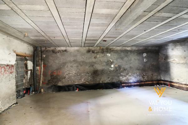 PLATEAU DE REZ DE JARDIN 79 M²