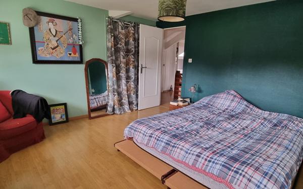 Maison à vendre    5 pièces •  Ousse