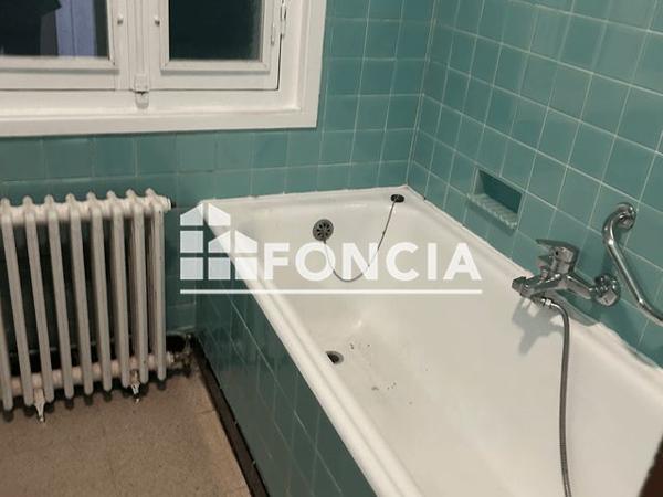 Location Maison 5 pièces 192.98 m² - 36 RUE JEAN FOURCADE Urrugne 64122