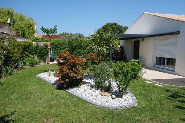 ARVERT Maison 82 m2+garage de 24m2 isolé