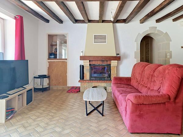 Longué-Jumelles - Maison de charme avec dépendance sur un magnifique terrain paysagé de 2 406 m²