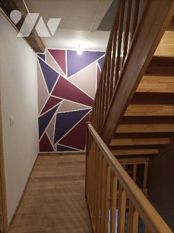 Maison de ville, semi mitoyenne, avec garage et jardinet. IDEAL 1er ACQUISITION ou INVESTISSEUR.