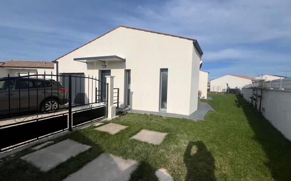 Maison à vendre    3 pièces • 92,79 m2 Semussac