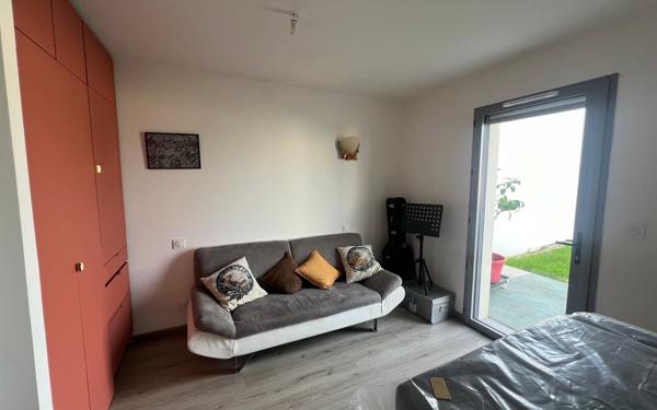 Maison à vendre    3 pièces • 92,79 m2 Semussac