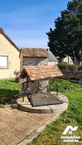 Maison de maître à vendre Loué dans la Sarthe (72), proche des écoles, comprenant :