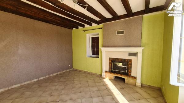 Maison de maître à vendre Loué dans la Sarthe (72), proche des écoles, comprenant :