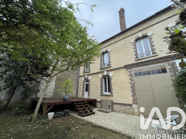 Maison à vendre 8 pièces 232,42 m² Joigny