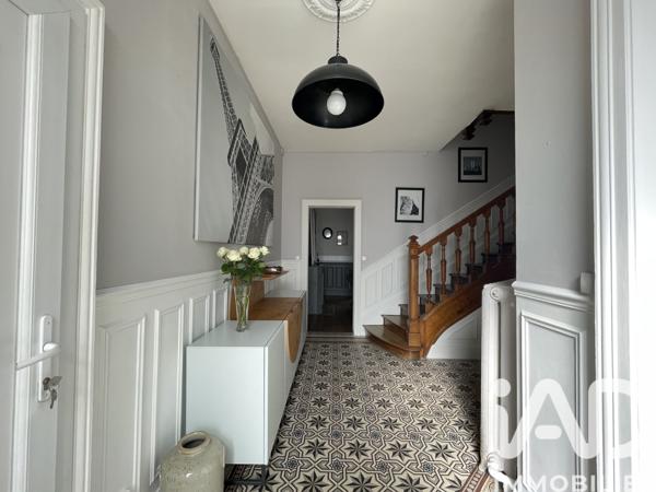Maison à vendre 8 pièces 232,42 m² Joigny
