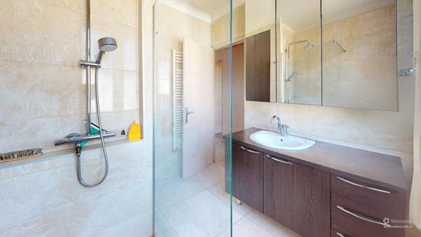 Vente                                                      Maison
                        
                     6 pièces                      93 m2                     à Dugny